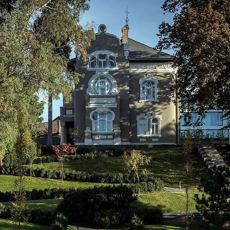 Villa Csonka By Privo Targu Mures Exterior photo